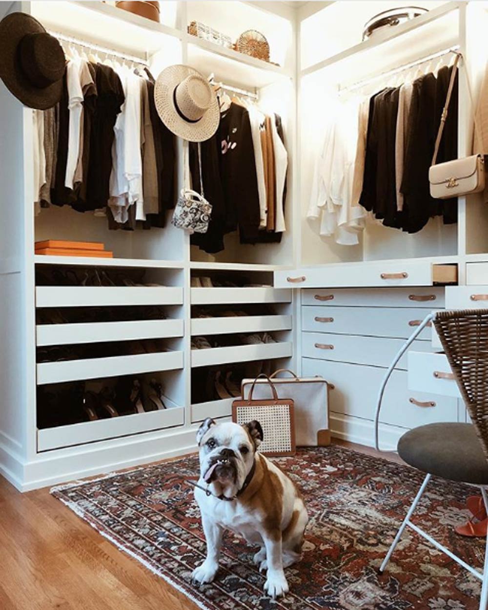 walk in closet