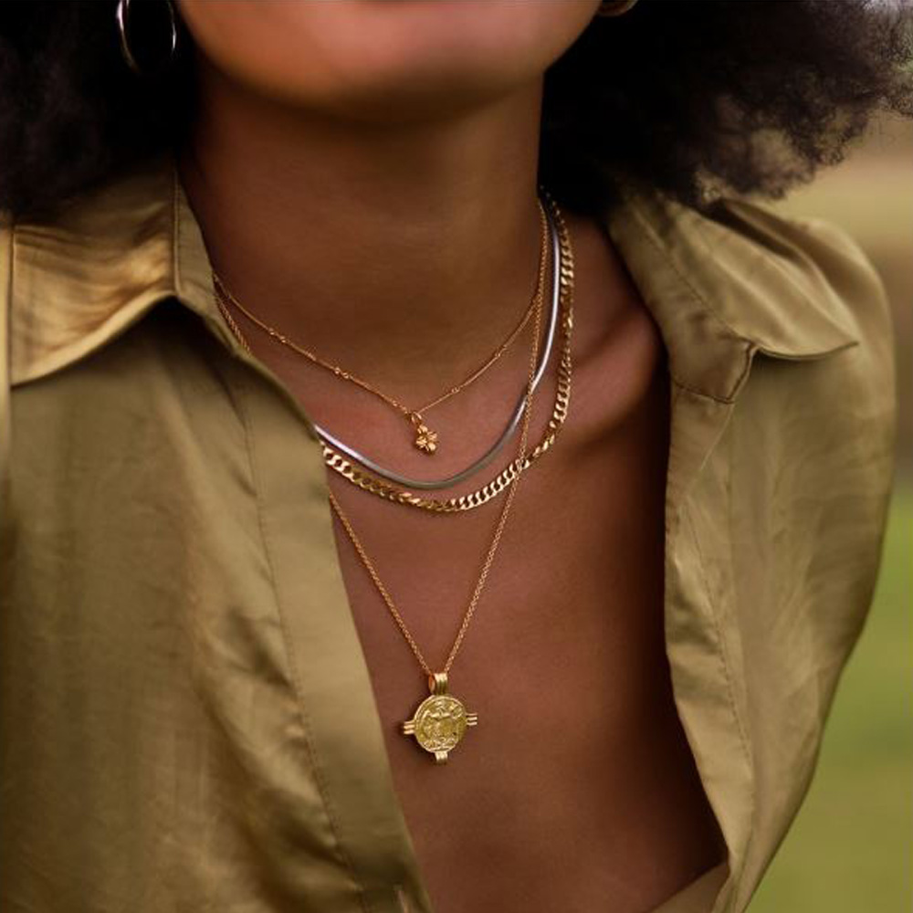 layered chains missoma
